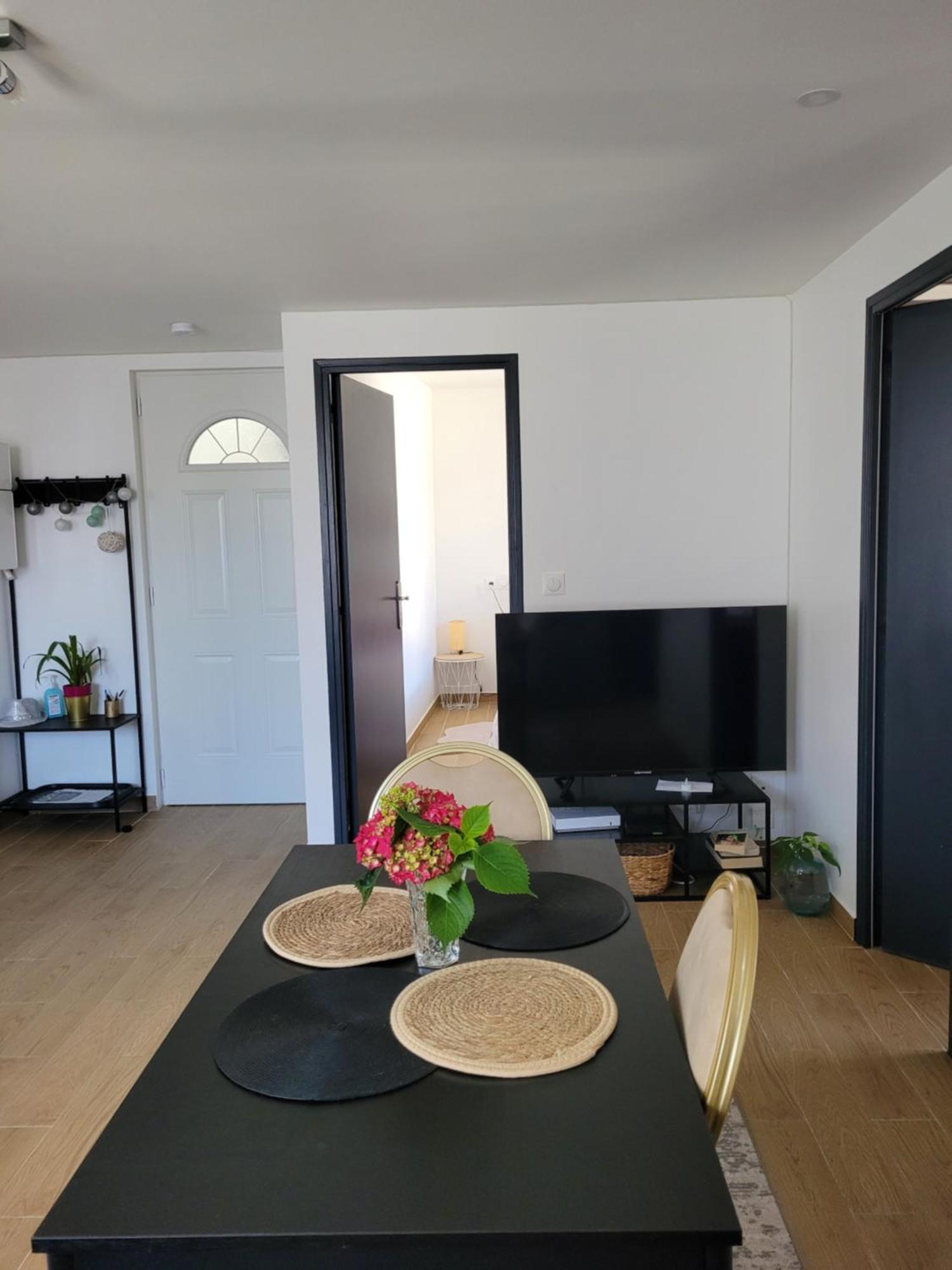 Coquet Appartement A 15Mn De Paris Et 10 Mn De Stade De France, Wifi, Netflix, Groslay Екстериор снимка